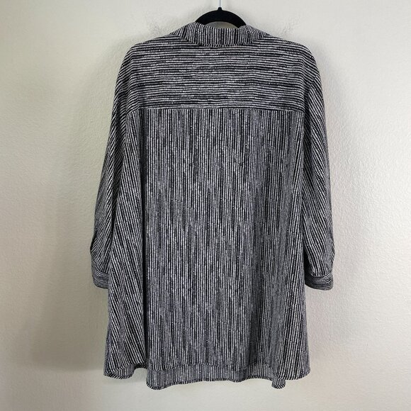 Catherines Womens Petite Plus 2XWP Black White Tunic Top Zip Front 3/4 Sleeve - Picture 8 of 8